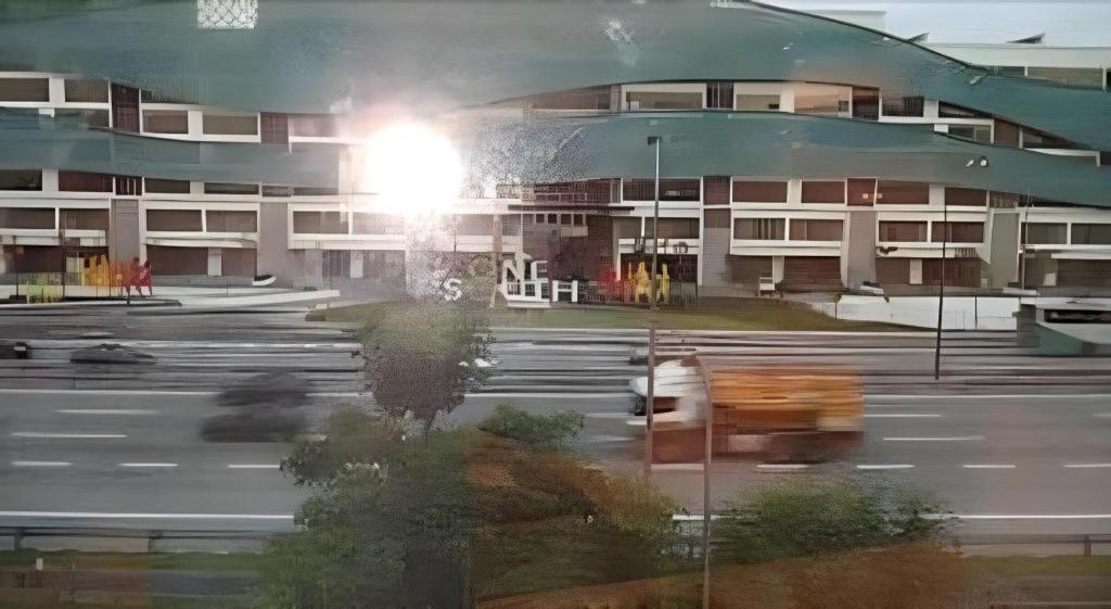 Serdang Business Hotel Seri Kembangan Exterior photo