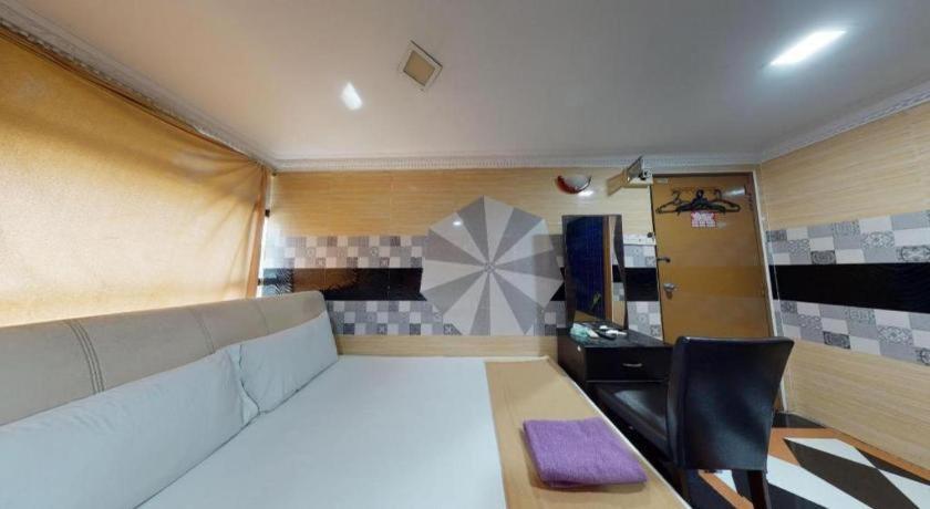 Serdang Business Hotel Seri Kembangan Exterior photo